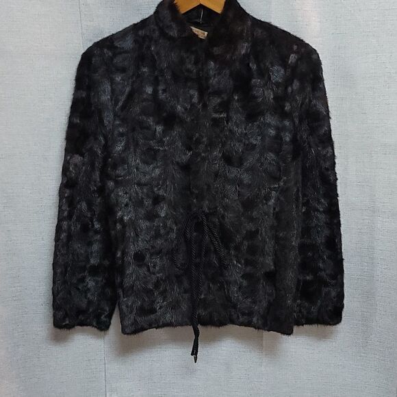 Beautiful Vintage Woman's Mink Waist Length Jacket - Picture 6 of 13